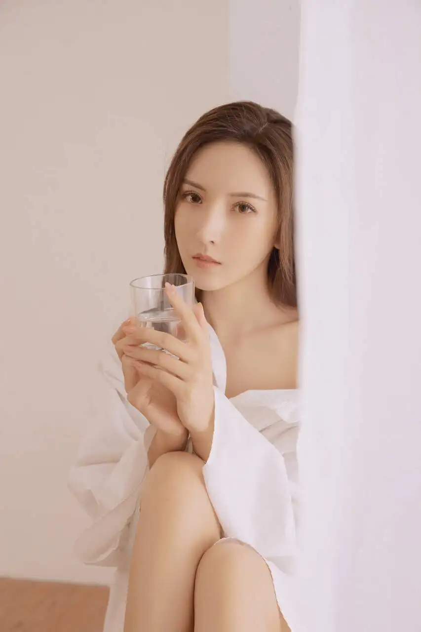 澳门贵阳私人伴游幼师费费子