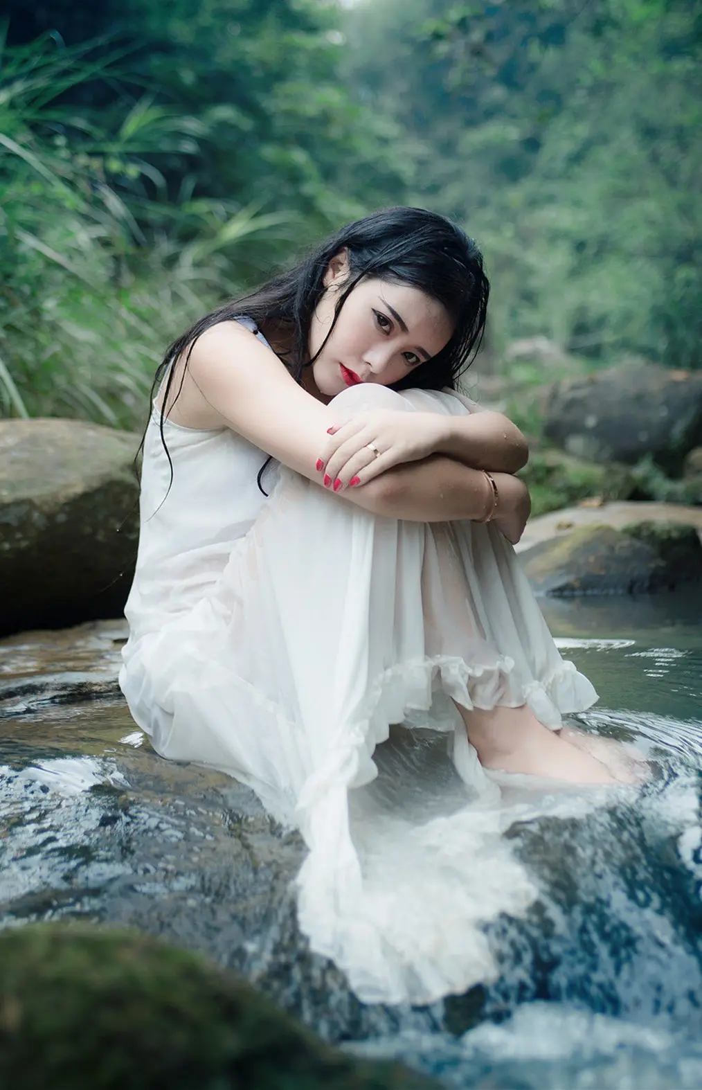 澳门郑州高端私人伴游小野梨子