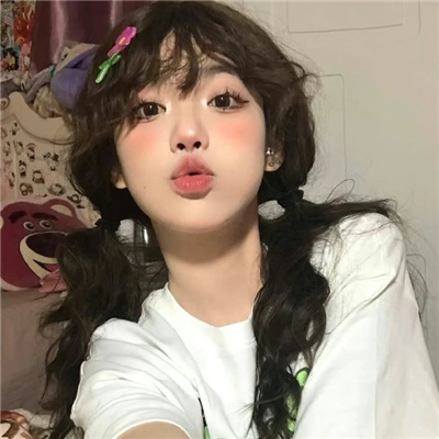 澳门伴游女生卞寄蕾的资料